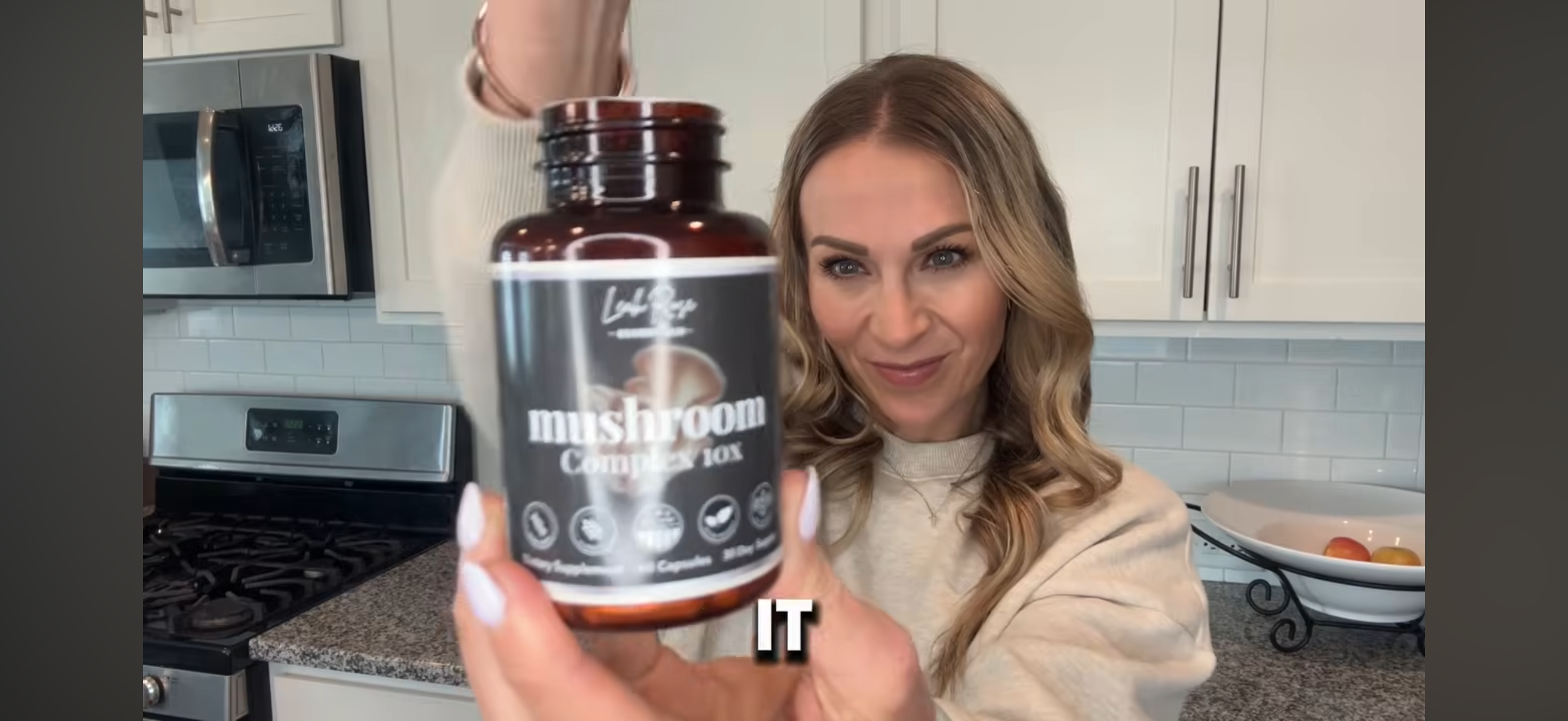 Load video: Leah Rose Essentials Mushroom Complex is the Best Mushroom Supplement on Amazon